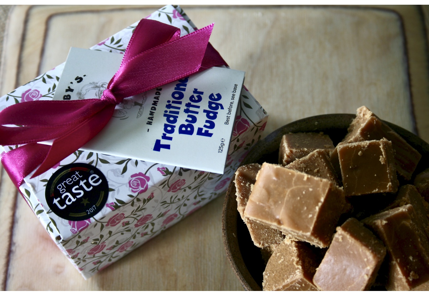 The Floral Fudge Gift Box (125g)