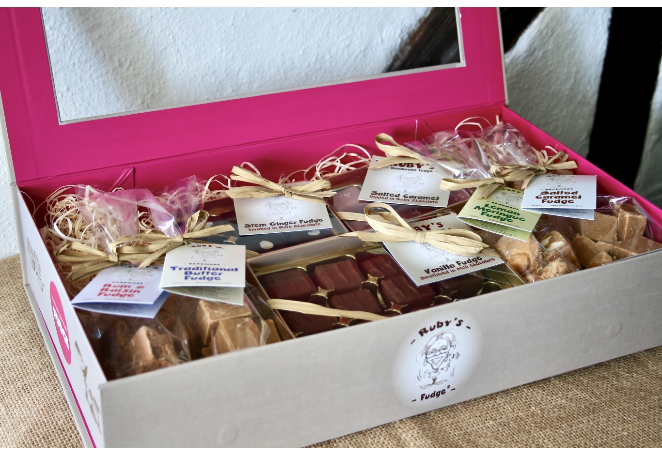 The Luxurious Fudge And Chocolate Hamper