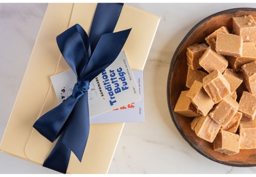 The Classic Fudge Gift Box (500g)