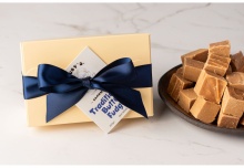 The Classic Fudge Gift Box (250g)